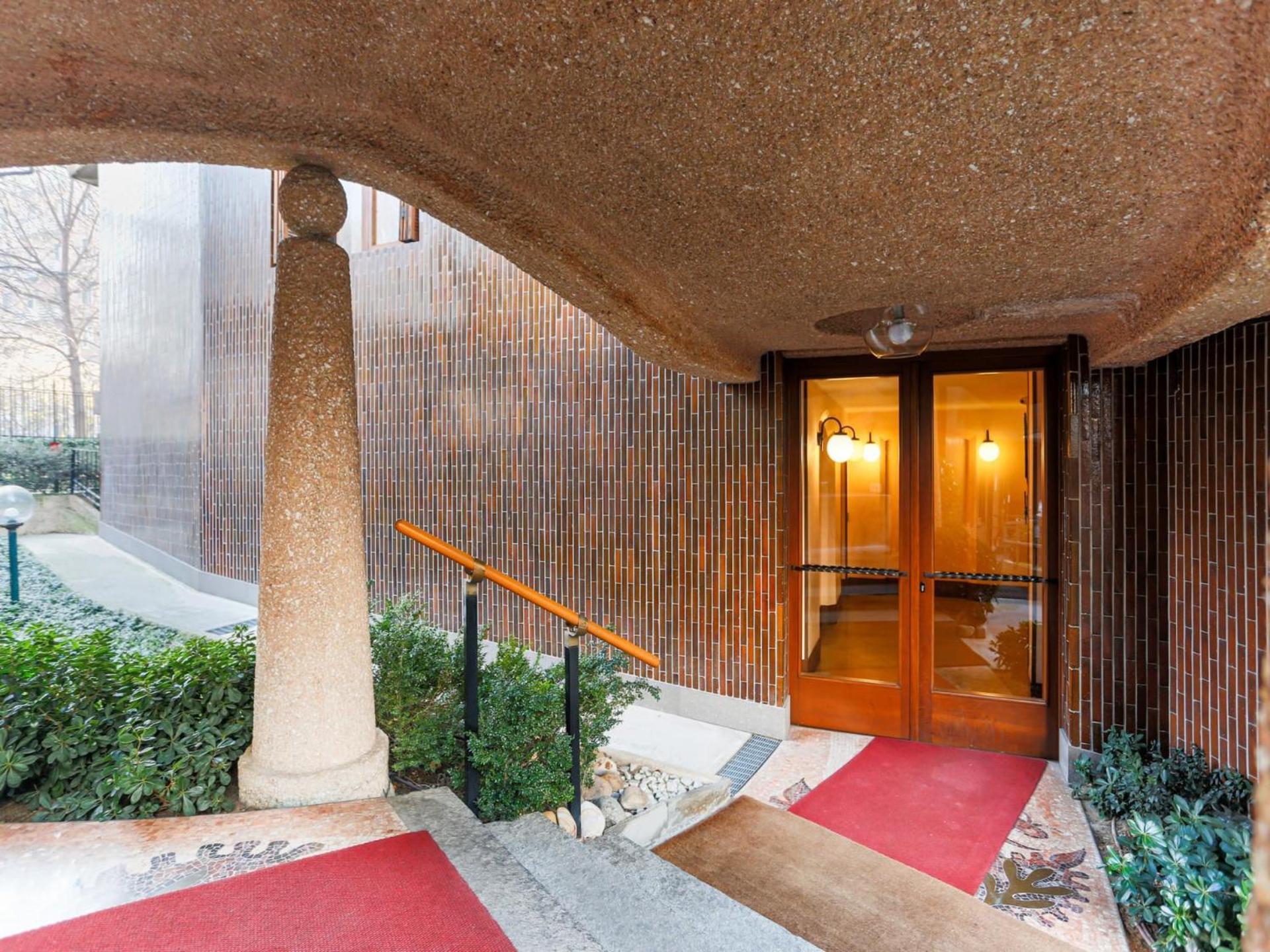 The Best Rent - One-Bedroom Apartment Near Crocetta Milan Exterior photo